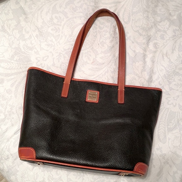 Dooney & Bourke Purse - Picture 1 of 4